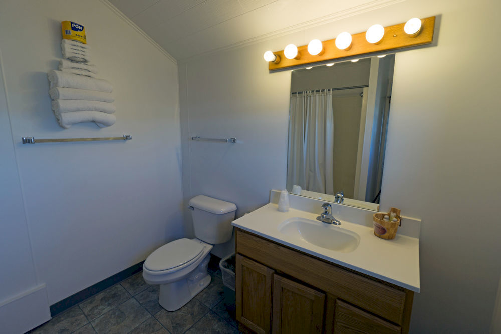 Cold Creek Inn Beulah Bagian luar foto