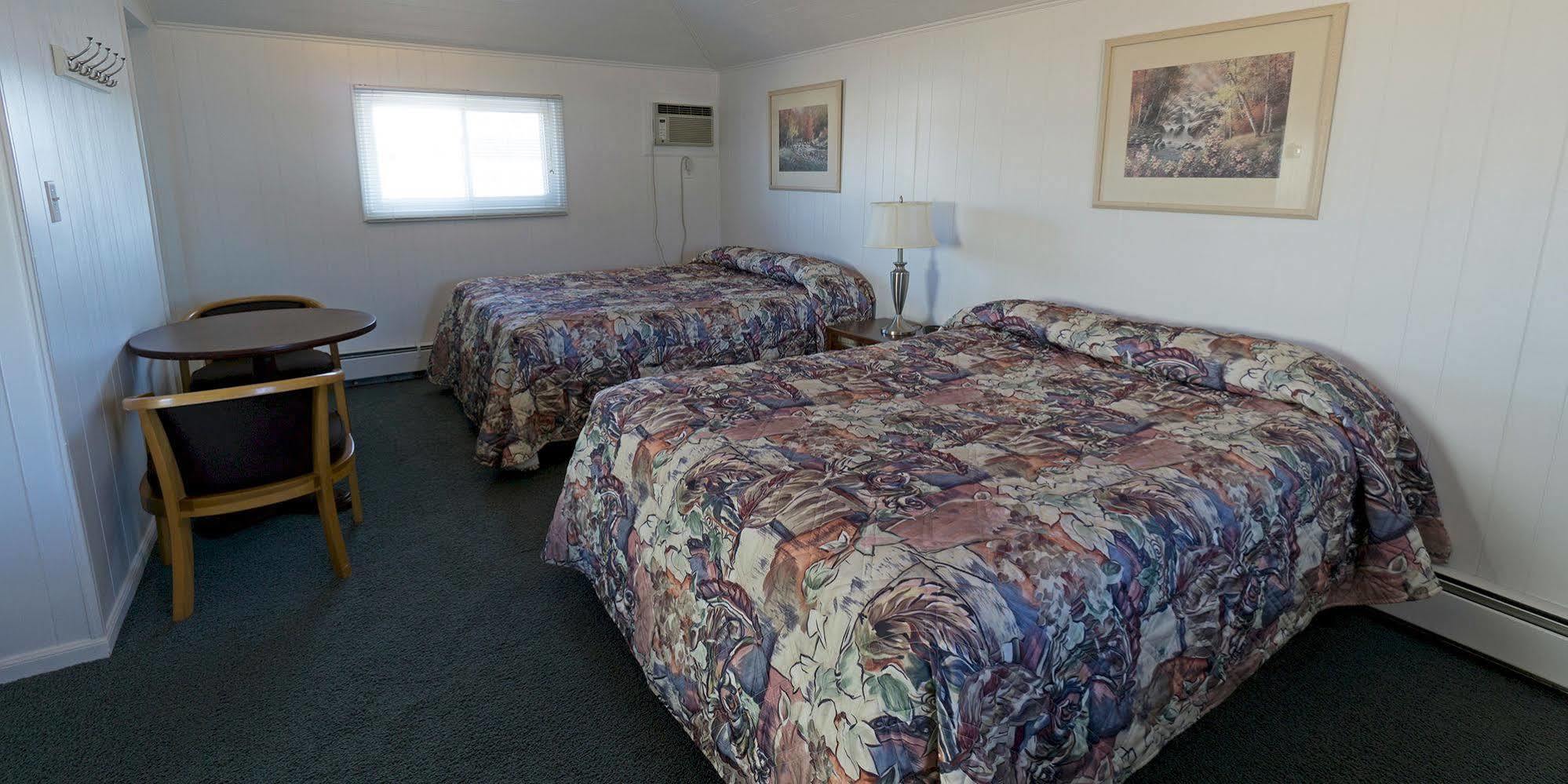 Cold Creek Inn Beulah Bagian luar foto